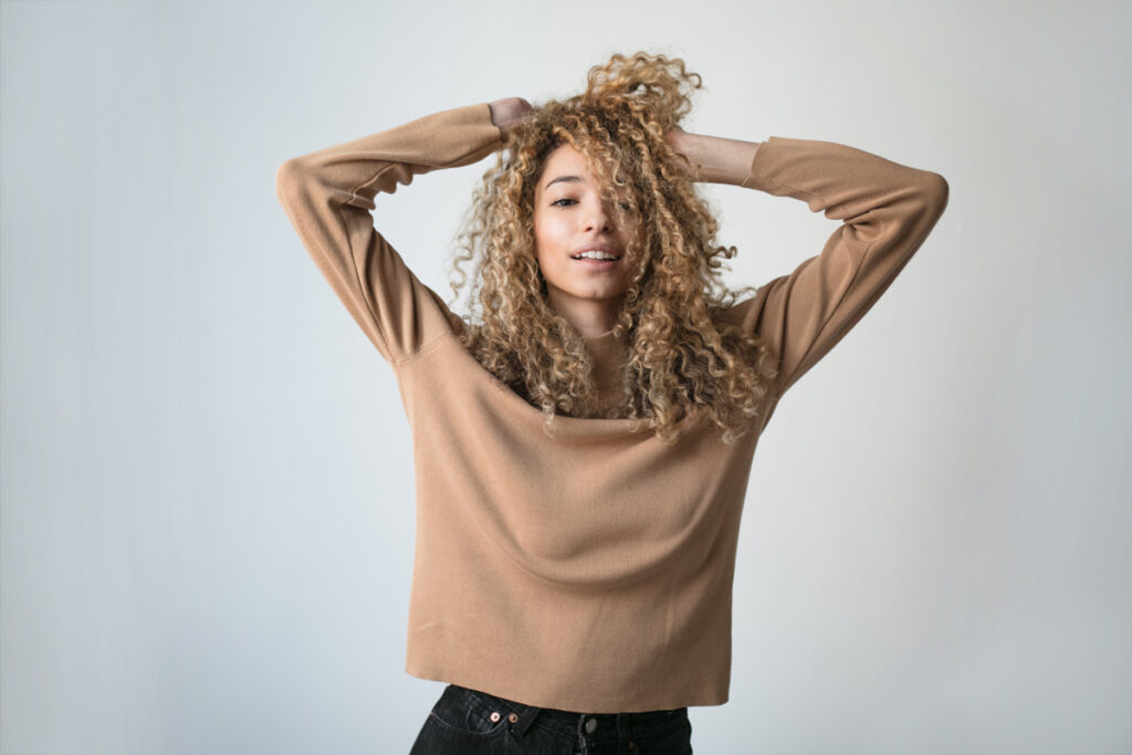 Beginnen Sie mit der Curly Girl-Methode