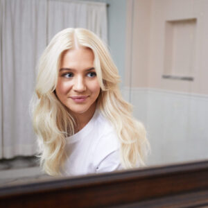 Schwarzkopfs Tipps: So bekommen Sie zu Hause schöne platinblonde Haare
